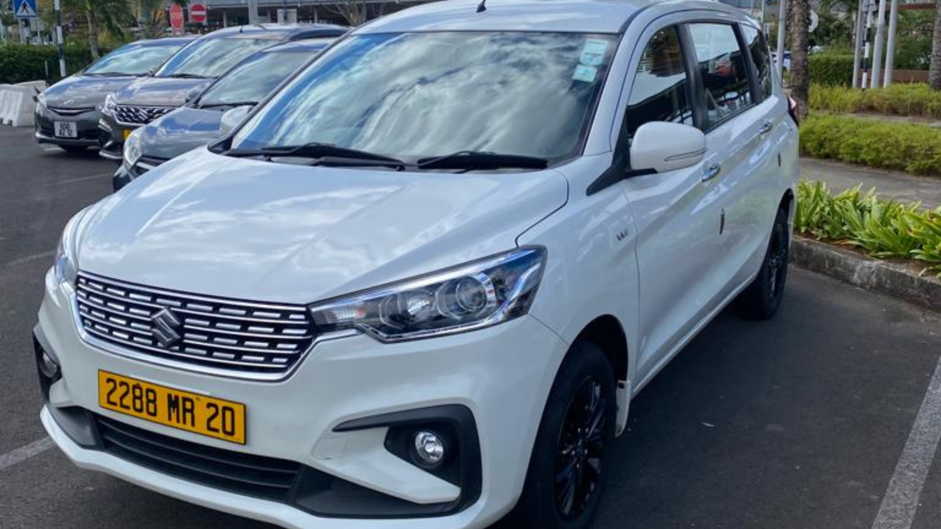 Suzuki Ertiga / Toyota Rush or equivalent